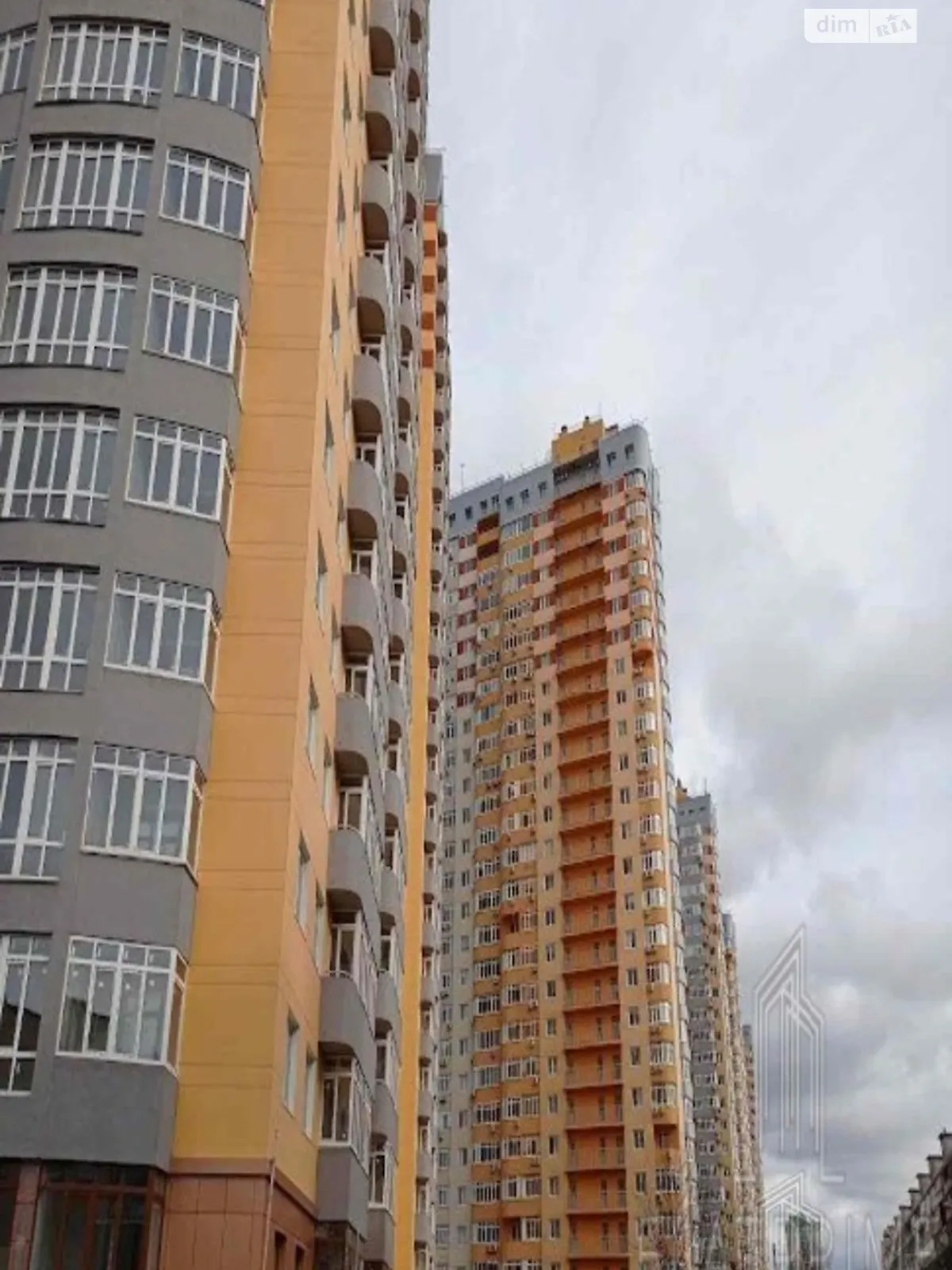 Продается 3-комнатная квартира 78 кв. м в Киеве, ул. Юрия Кондратюка, 1 - фото 1