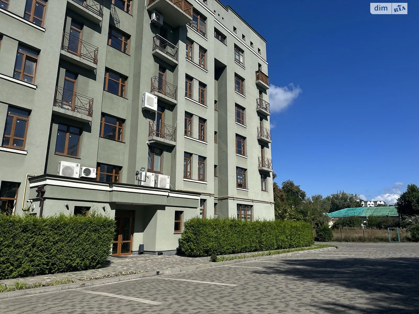 Продается 4-комнатная квартира 186 кв. м в Полтаве, ул. Садовая, 3 - фото 1