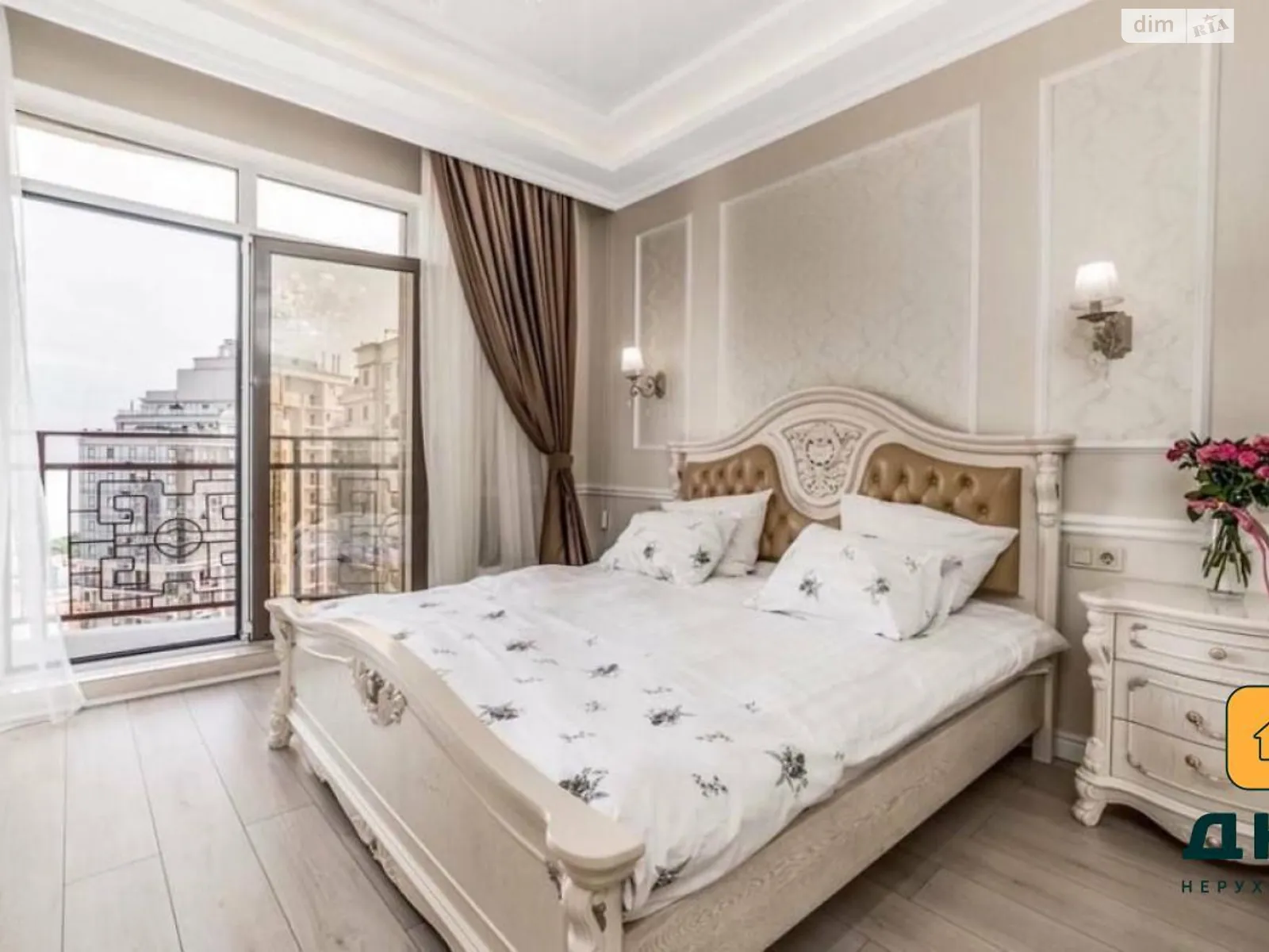 Продается 1-комнатная квартира 53 кв. м в Одессе, бул. Французский, 60Б