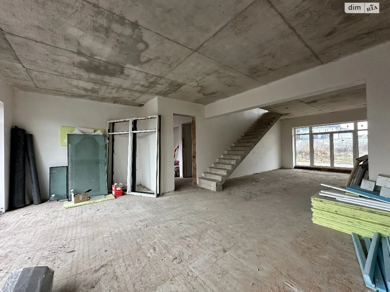 Продается дом на 3 этажа 260 кв. м с подвалом - фото 3