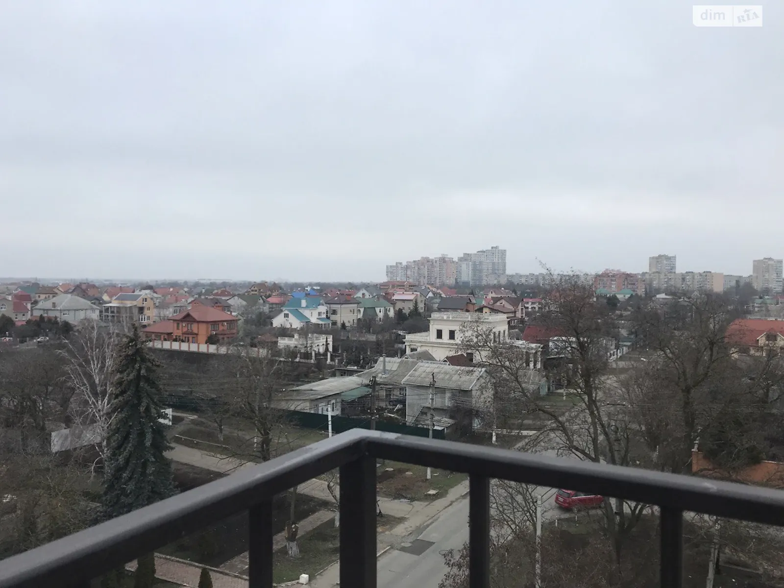 Продается 1-комнатная квартира 93 кв. м в Черноморске, ул. Александрийская - фото 1