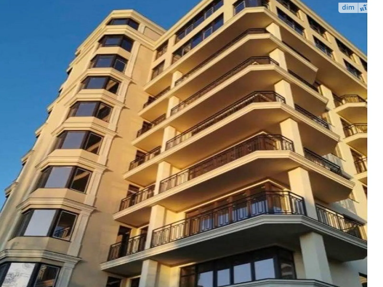 Продается 2-комнатная квартира 116.5 кв. м в Одессе, пер. Компасный - фото 1