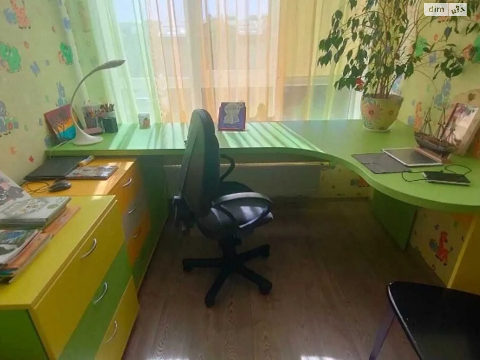 Продается 3-комнатная квартира 78 кв. м в Софиевской Борщаговке - фото 3