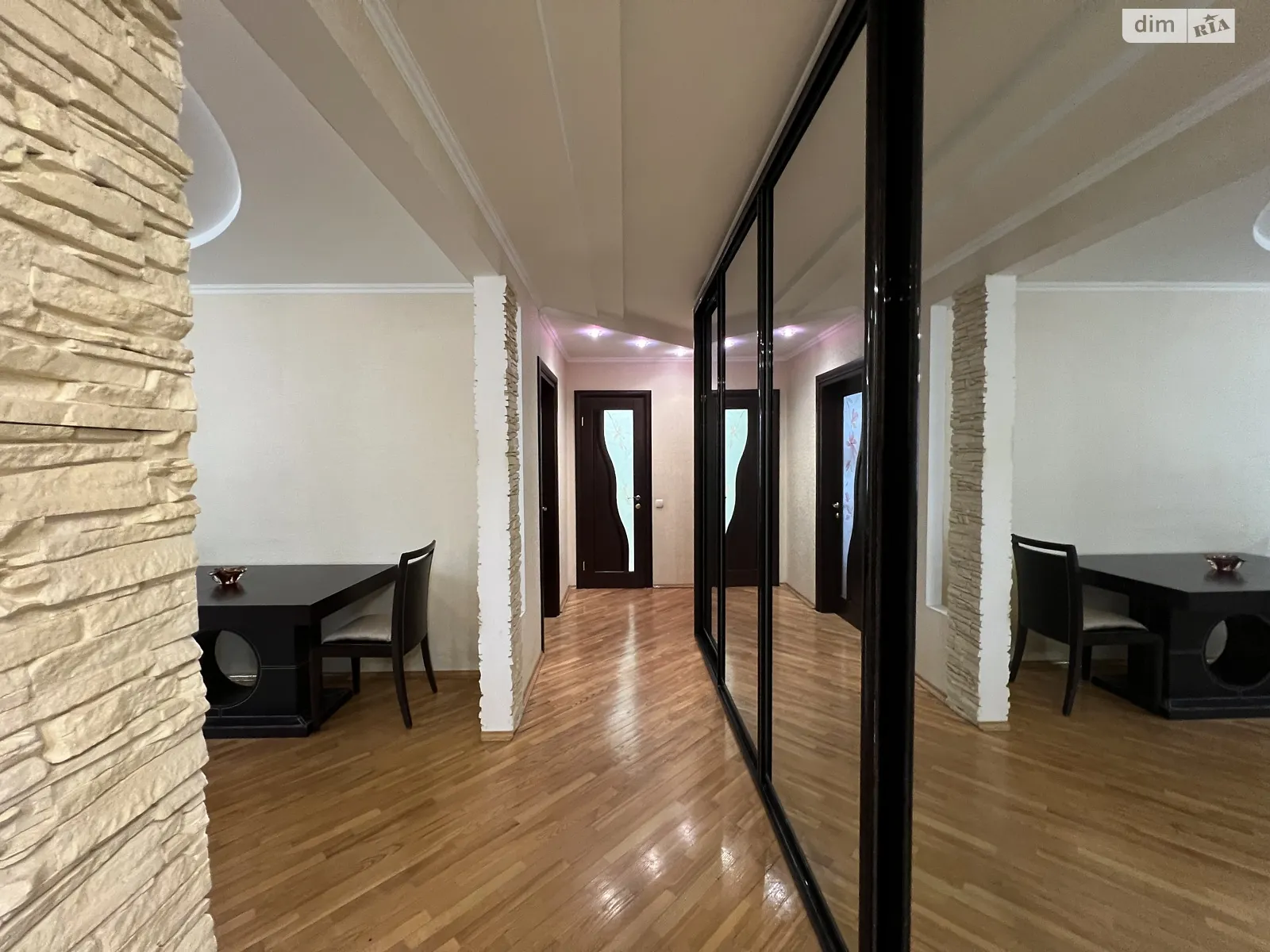 Продається 3-кімнатна квартира 84 кв. м у Вінниці, вул. Зодчих - фото 1