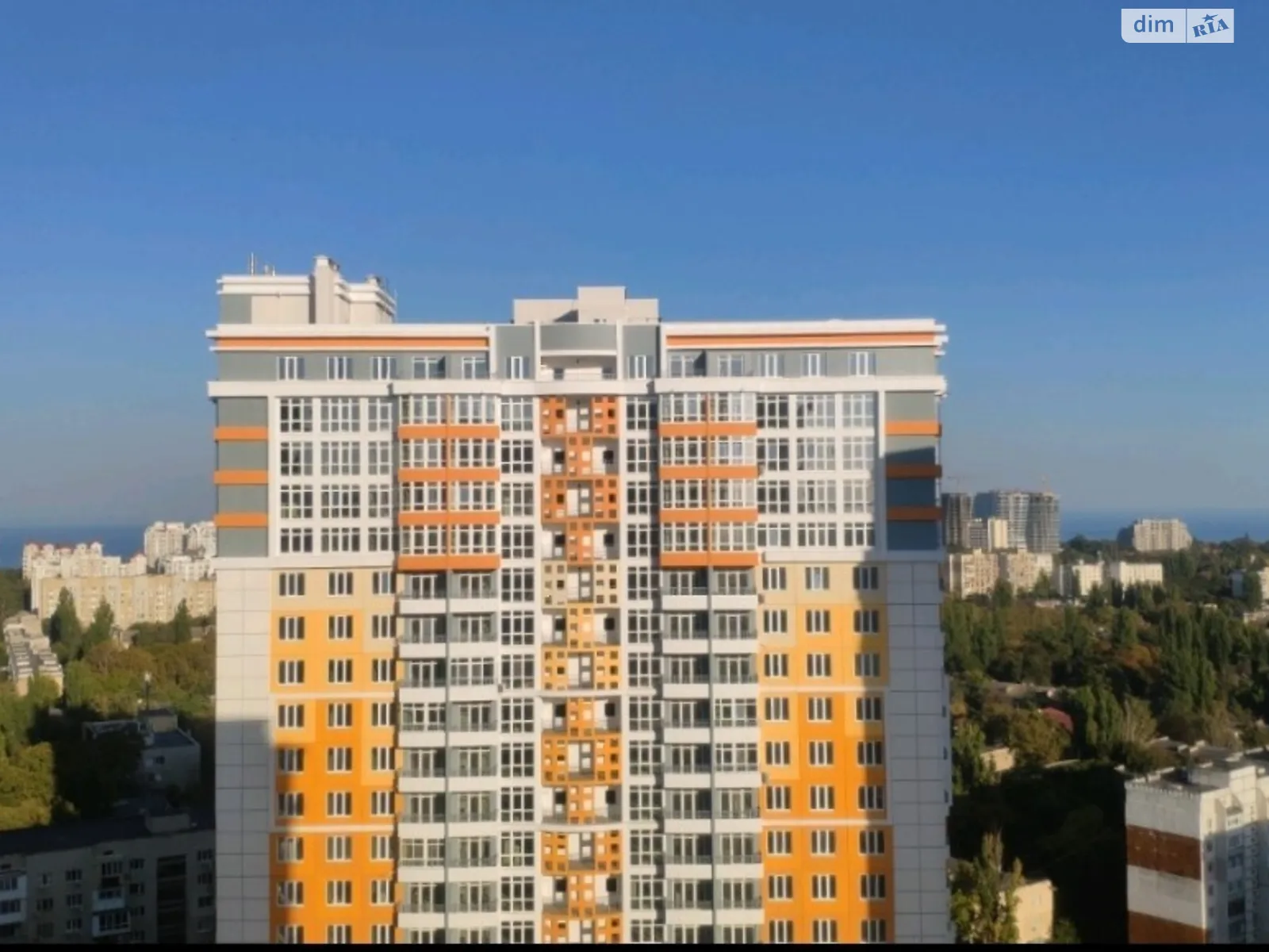 Продается офис 46 кв. м в бизнес-центре, цена: 72000 $