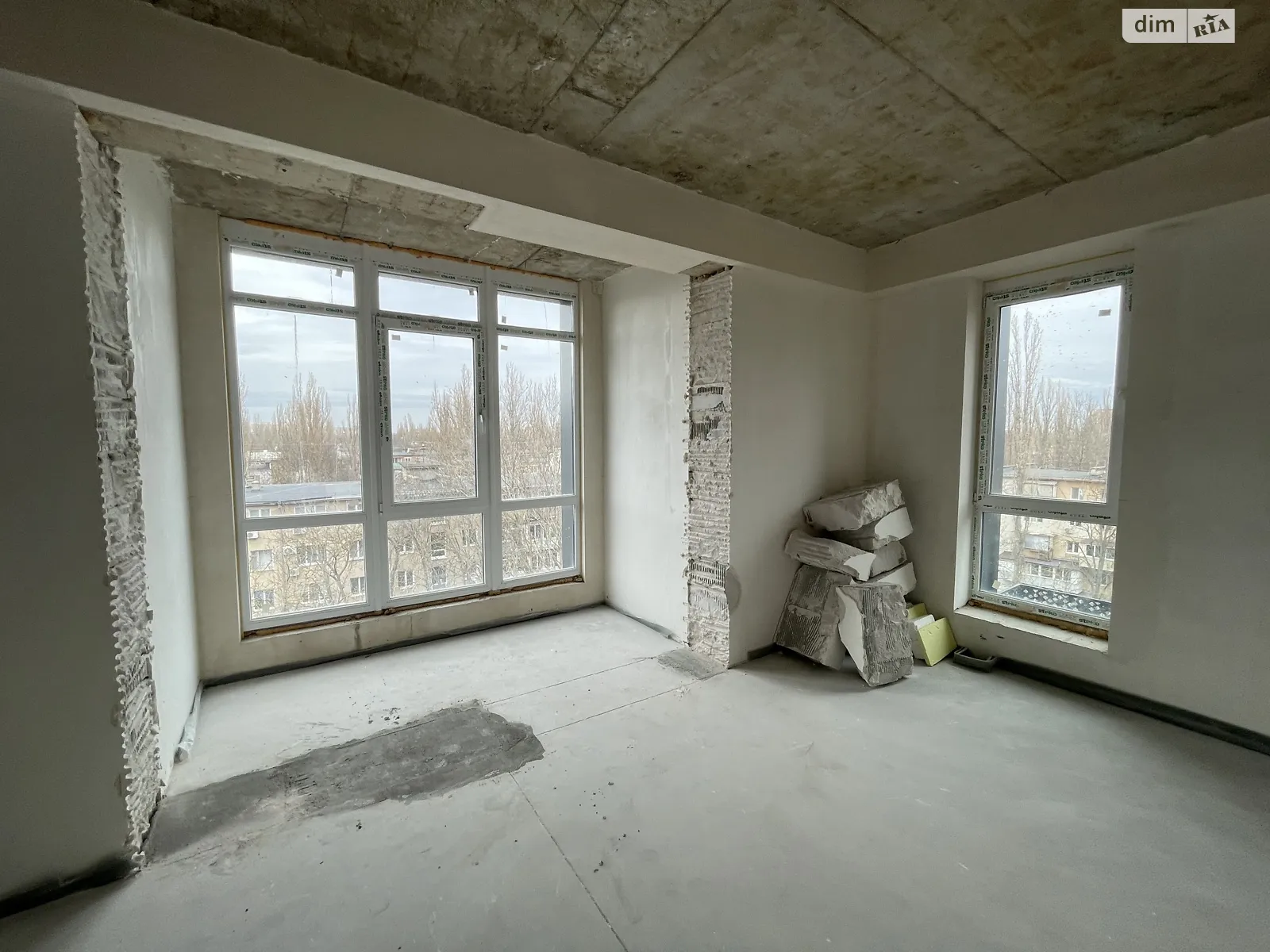 Продается 1-комнатная квартира 39.3 кв. м в Одессе, ул. Космонавтов, 23К - фото 1