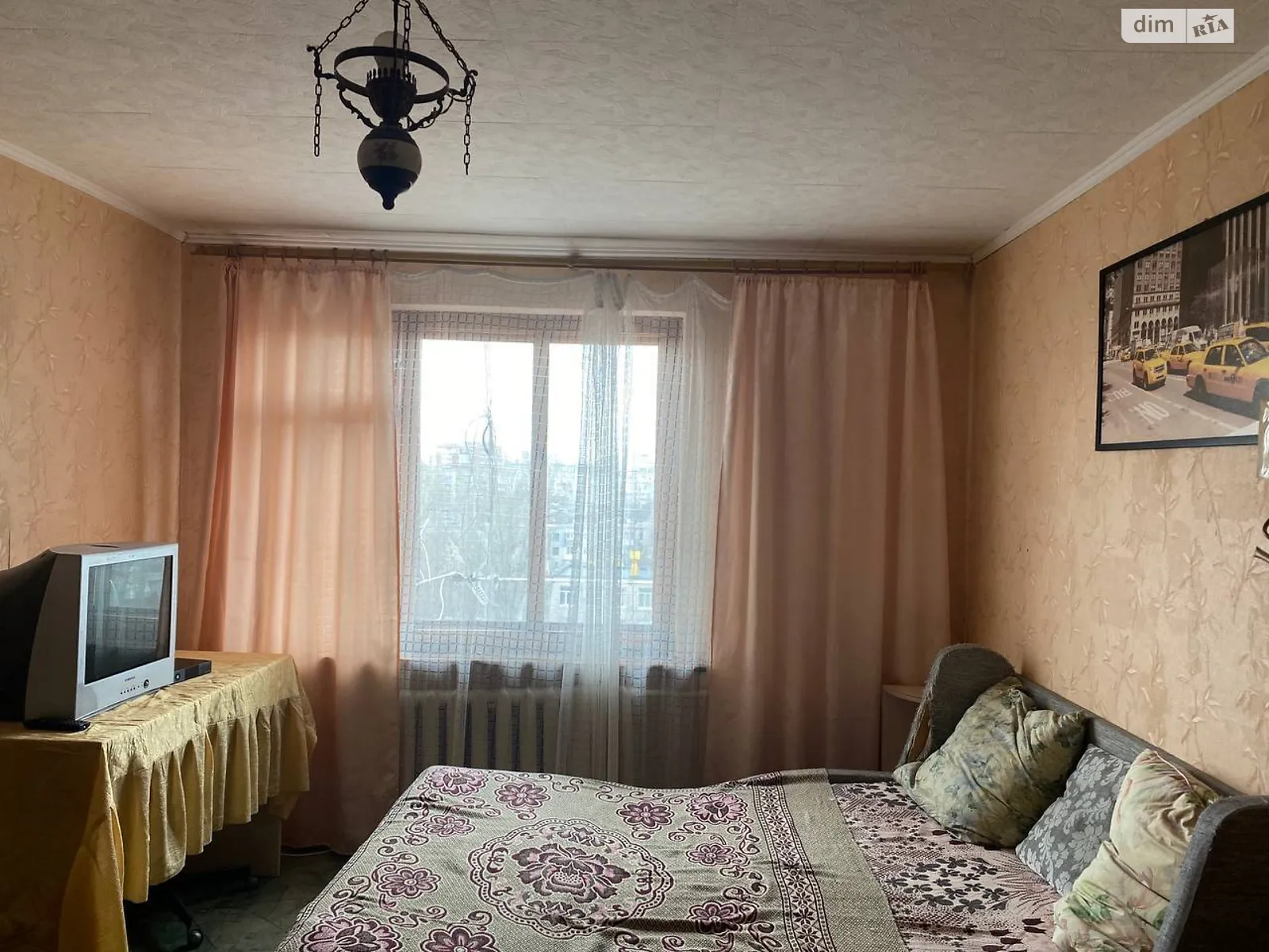 Продается 1-комнатная квартира 29 кв. м в Одессе, ул. Люстдорфская дорога
