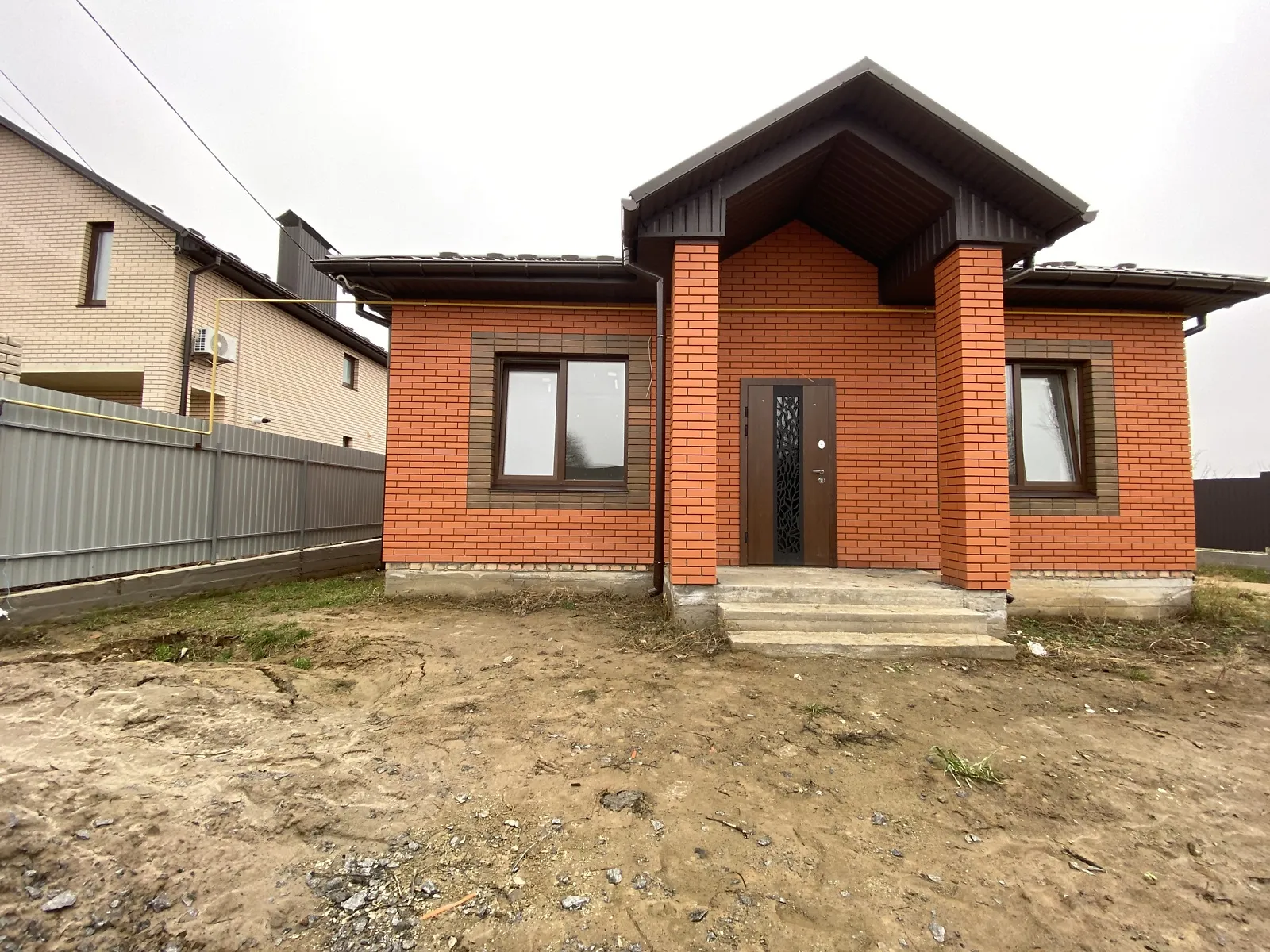 Продається одноповерховий будинок 110 кв. м з бесідкою, цена: 87000 $ - фото 1