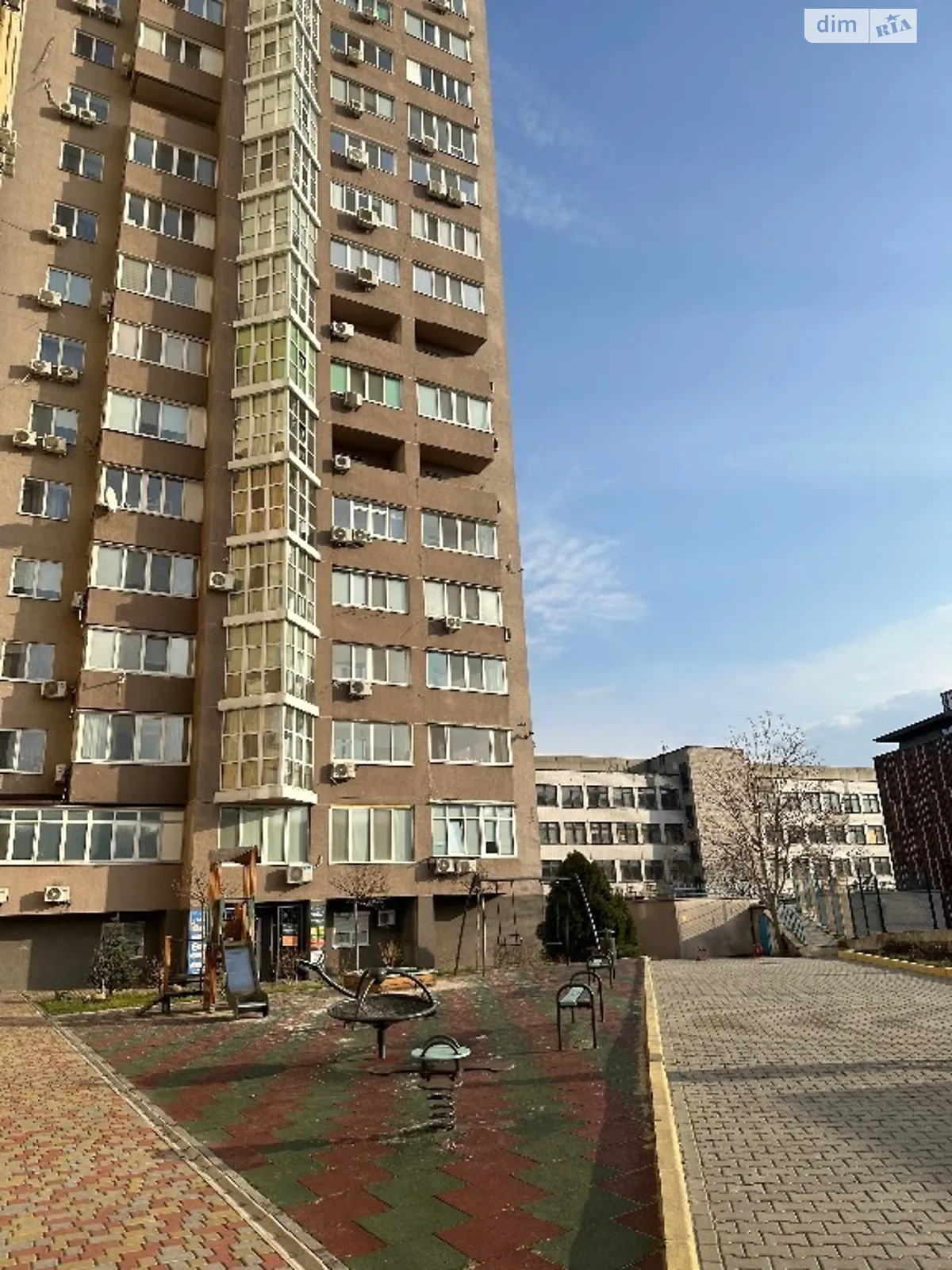 Продается 2-комнатная квартира 70.5 кв. м в Днепре, ул. Мандрыковская - фото 1