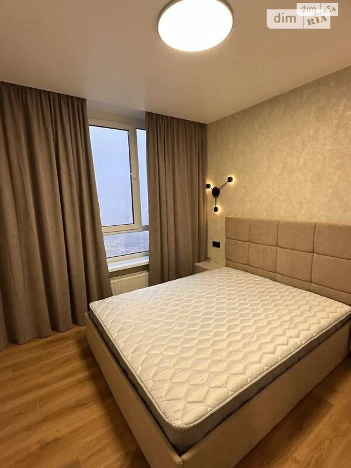 Продается 1-комнатная квартира 42 кв. м в Киеве, цена: 86500 $