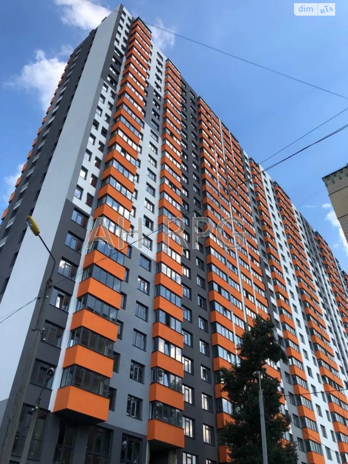Продается 1-комнатная квартира 36 кв. м в Киеве, ул. Владимира Сосюры, 6