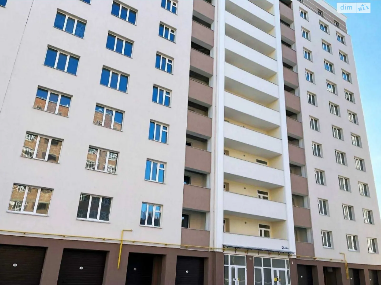 Продается 1-комнатная квартира 45 кв. м в Хмельницком, ул. Кармелюка, 3А - фото 1