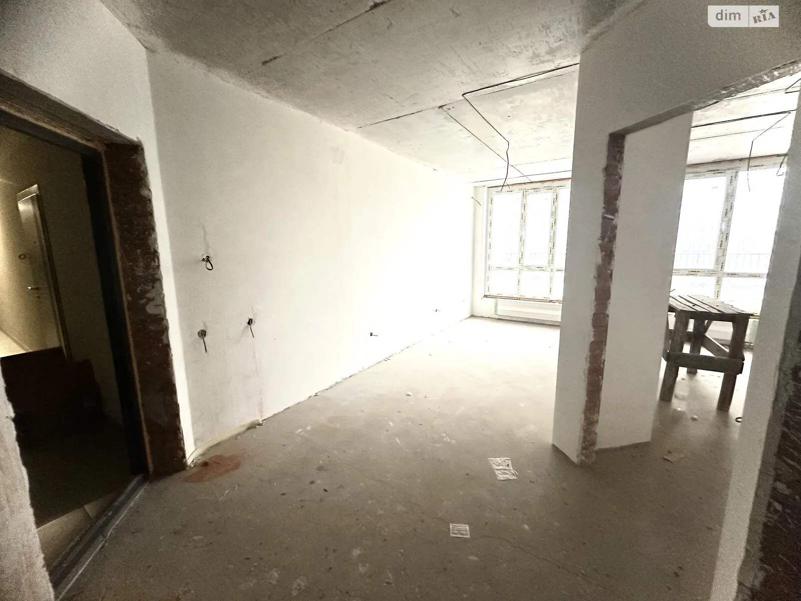 Продается 1-комнатная квартира 30 кв. м в Крюковщине, ул. Одесская - фото 1