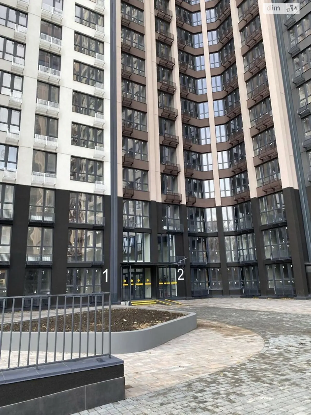 Продается 2-комнатная квартира 87 кв. м в Одессе, ул. Ивана Франко, 40