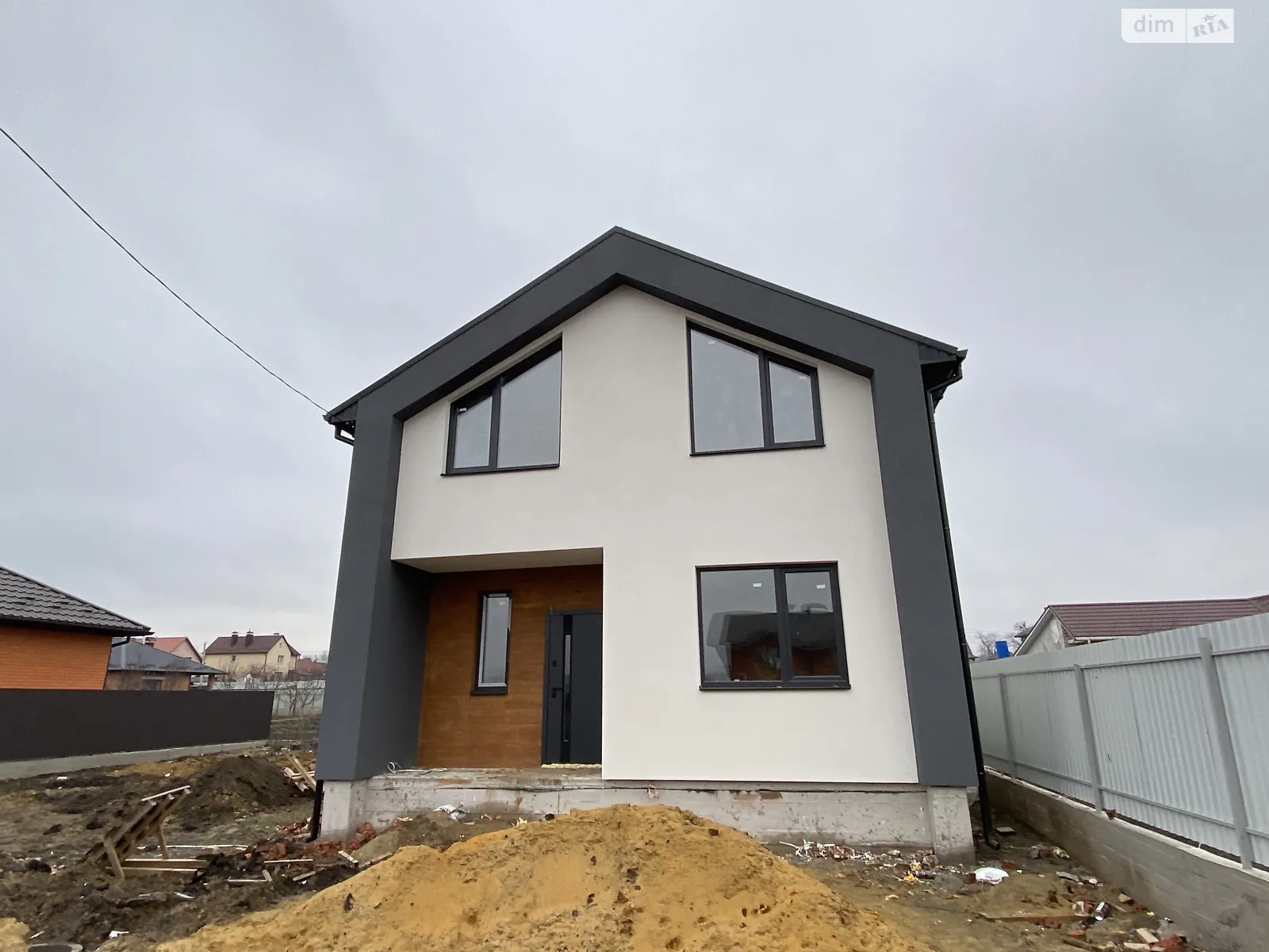 Продається будинок 2 поверховий 125 кв. м з каміном, цена: 77000 $ - фото 1