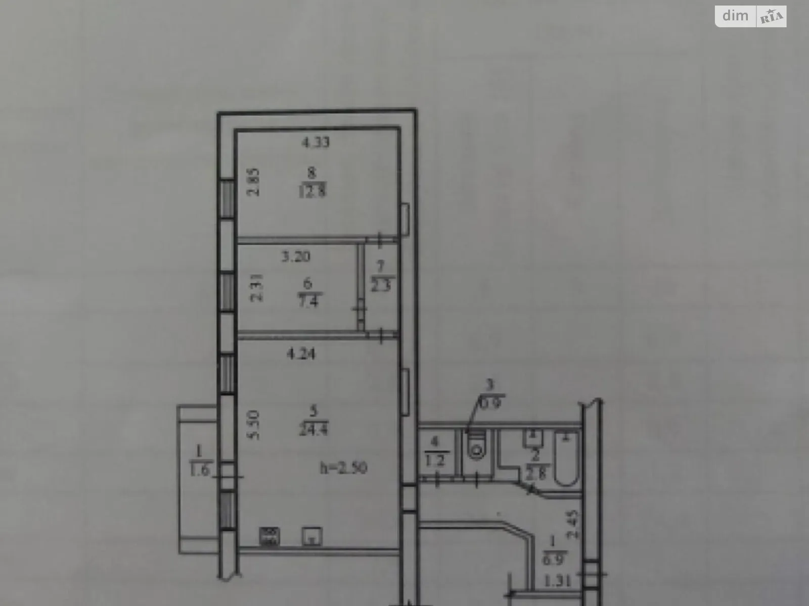 Продается 2-комнатная квартира 60 кв. м в Днепре, мас. Тополь-3