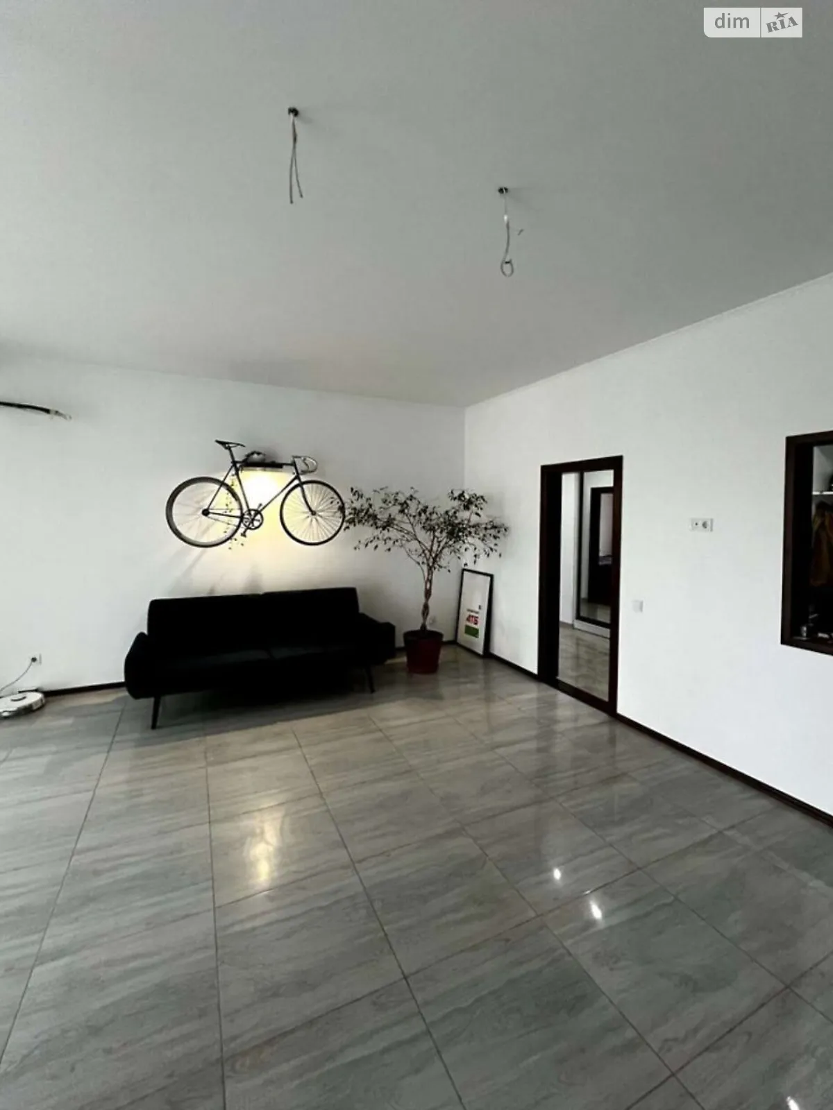 Продается 2-комнатная квартира 84.1 кв. м в, цена: 85000 $ - фото 1