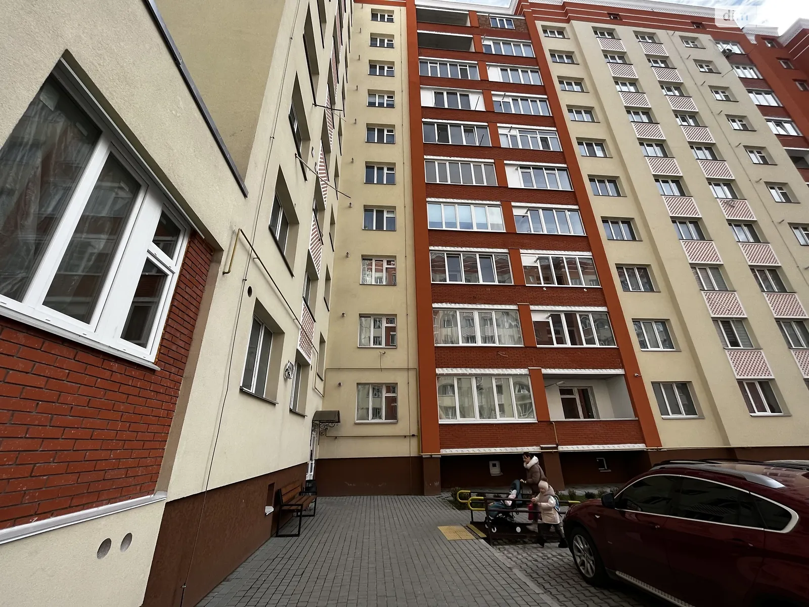 Продается 3-комнатная квартира 100 кв. м в Хмельницком, Старокостянтиновское шоссе