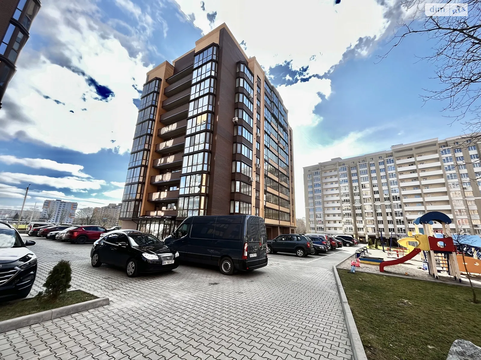 Продается 2-комнатная квартира 68.5 кв. м в Хмельницком, ул. Заречанская - фото 1