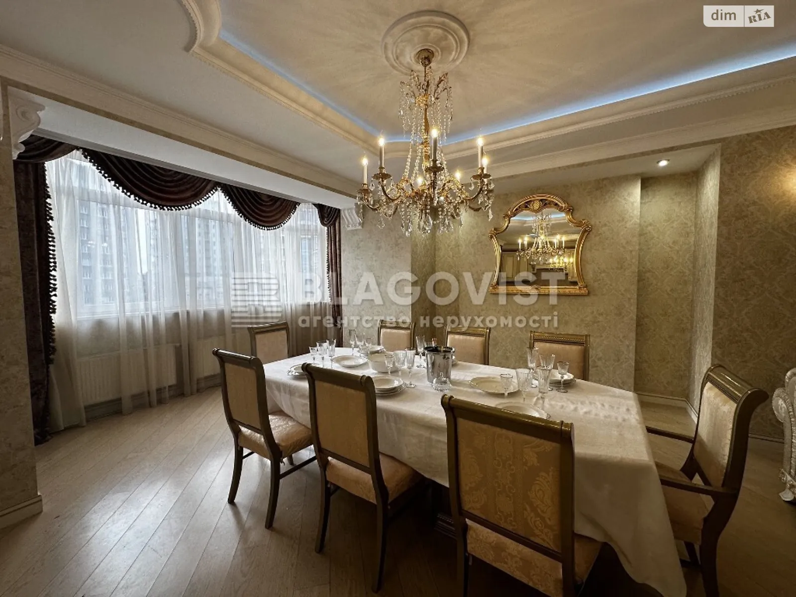 Продается 4-комнатная квартира 180 кв. м в Киеве, ул. Александра Конисского(Тургеневская), 44 - фото 1