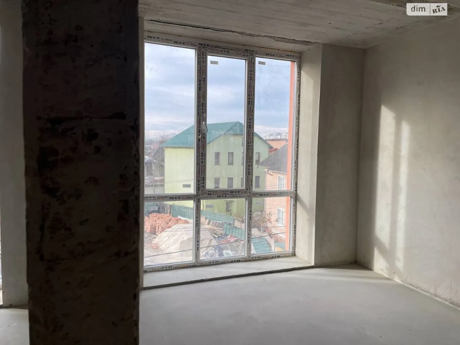 Продается 1-комнатная квартира 35.2 кв. м в Ивано-Франковске, ул. Кисилевской А.