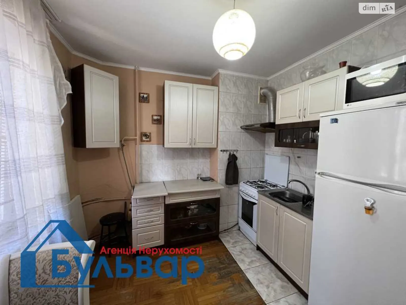 Продается 1-комнатная квартира 35 кв. м в Полтаве, цена: 28500 $