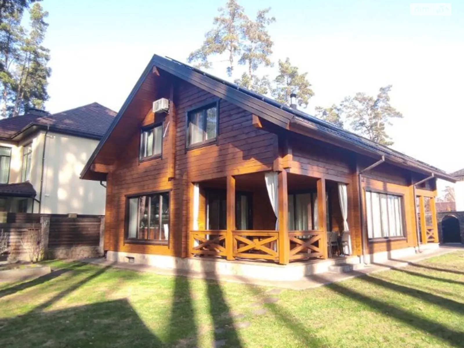Продається будинок 2 поверховий 208 кв. м з каміном, цена: 345000 $ - фото 1