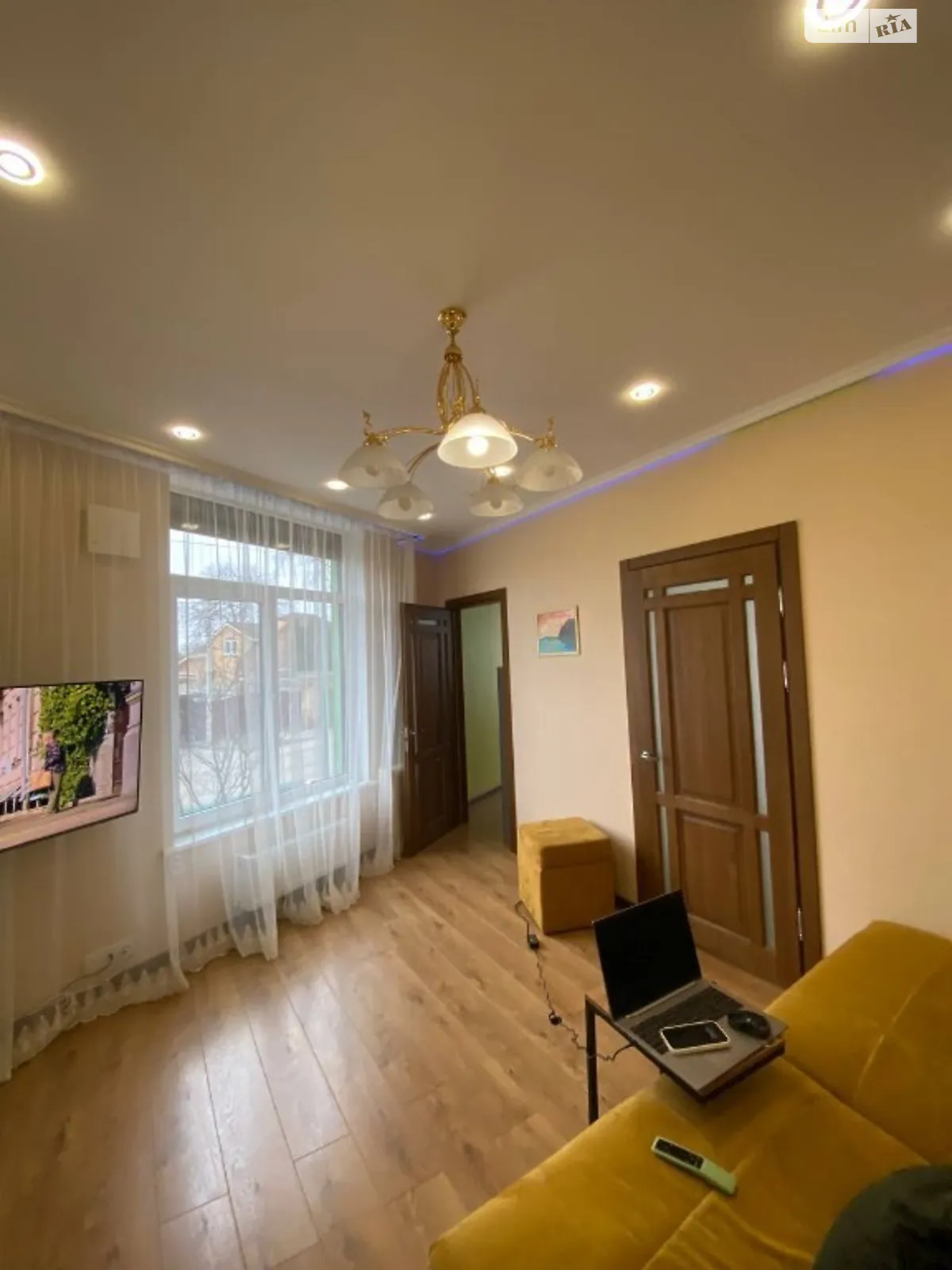 Продается 3-комнатная квартира 52 кв. м в Киеве, ул. Сергея Колоса, 2А - фото 1