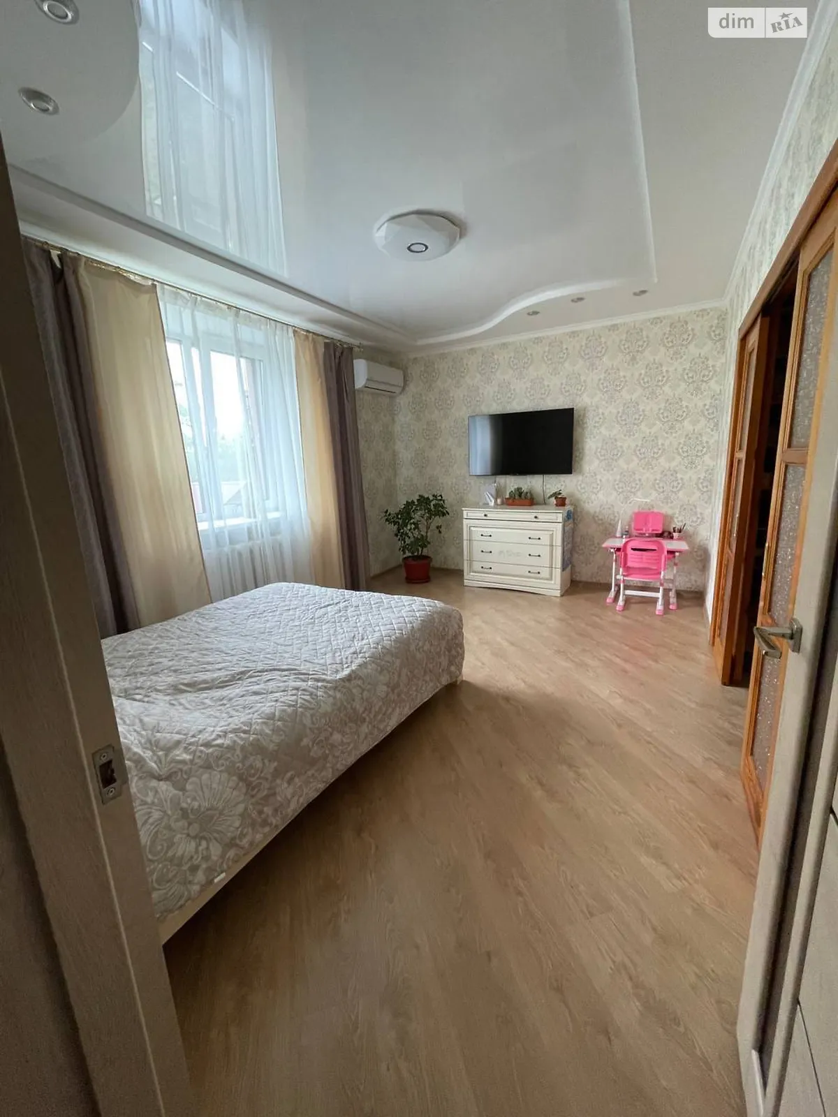 Продается 1-комнатная квартира 41.5 кв. м в Виннице, ул. Пирогова, 109А - фото 1