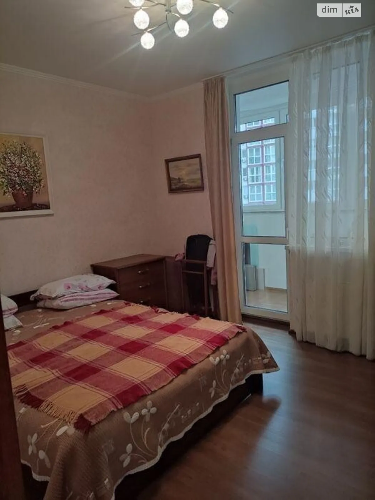 Продается 2-комнатная квартира 70 кв. м в Киеве, ул. Драгоманова, 2Б - фото 1