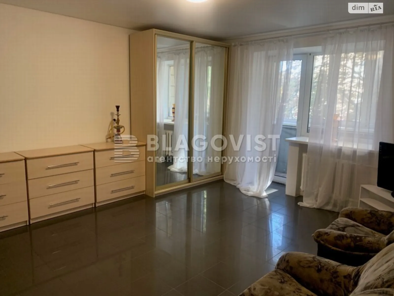 Продается 3-комнатная квартира 67 кв. м в Киеве, бул. Леси Украинки, 17 - фото 1