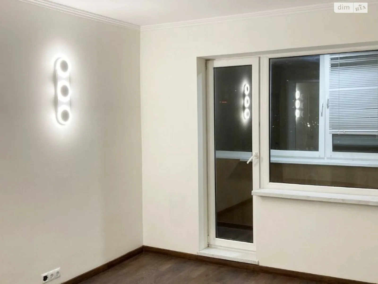Продается 2-комнатная квартира 51 кв. м в Киеве, ул. Героев Днепра, 20А - фото 1