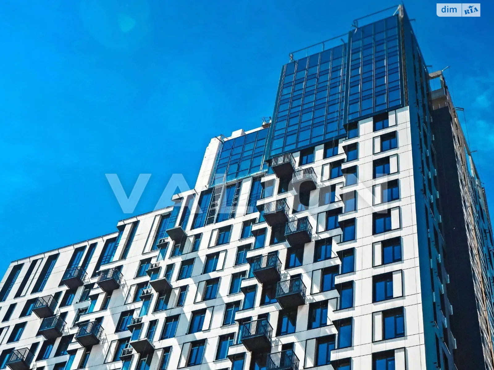 Продается 3-комнатная квартира 124.6 кв. м в Киеве, цена: 360000 $