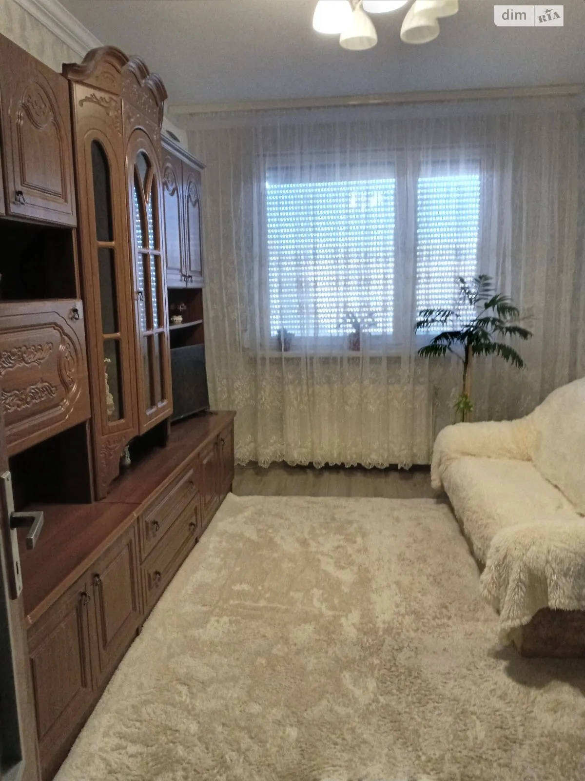 Продается 1-комнатная квартира 33.3 кв. м в Ужгороде, цена: 38450 $