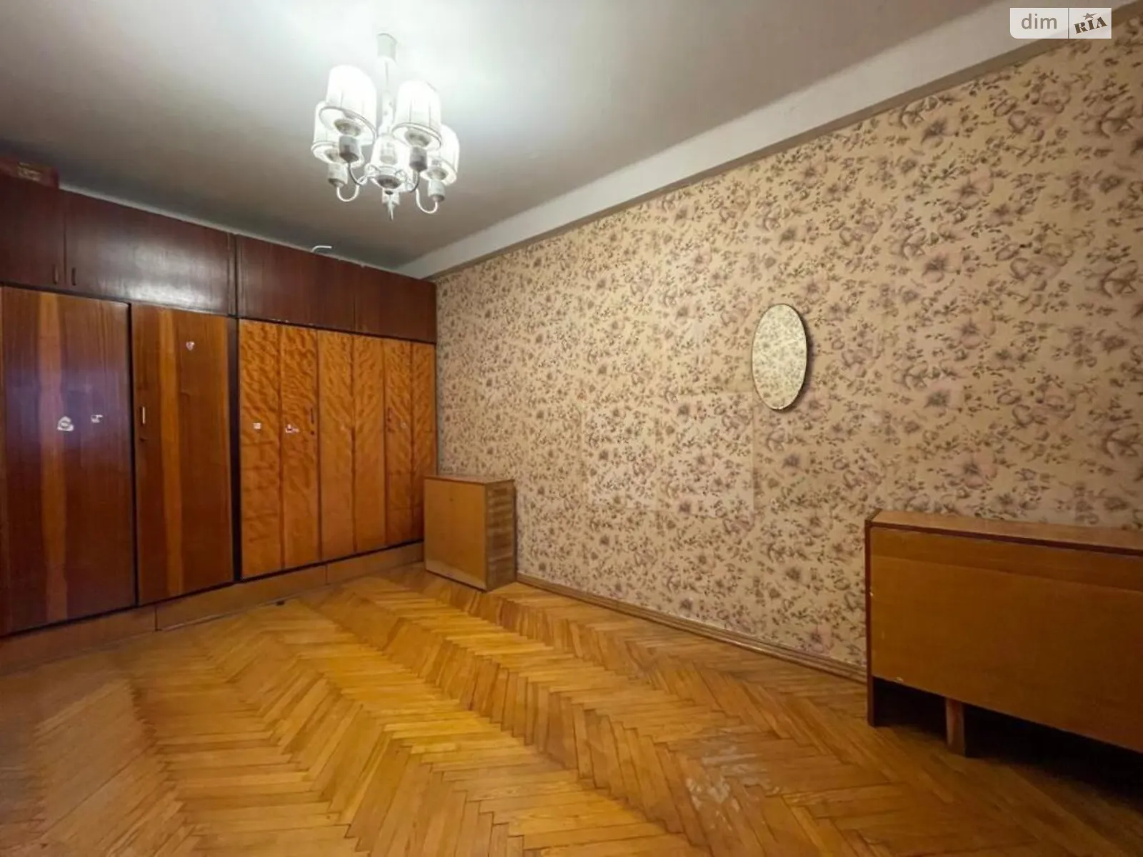 Продається 2-кімнатна квартира 43 кв. м у Києві, пров. Берестейський(Брест-Литовський)