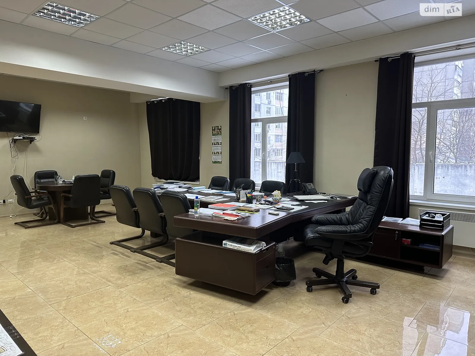 Продается офис 461 кв. м в бизнес-центре, цена: 430000 $ - фото 1