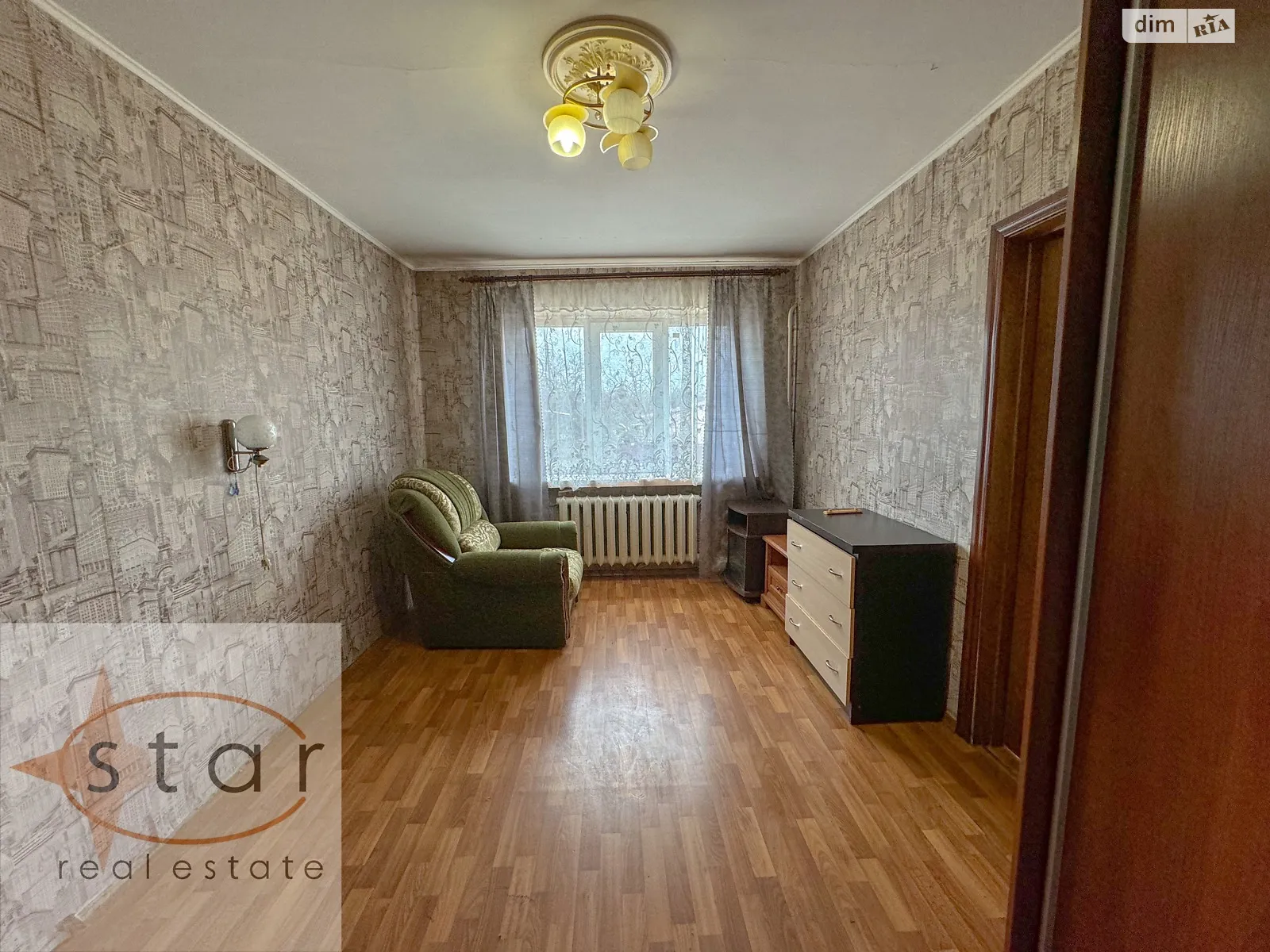 Продается 2-комнатная квартира 41.3 кв. м в Чернигове - фото 1