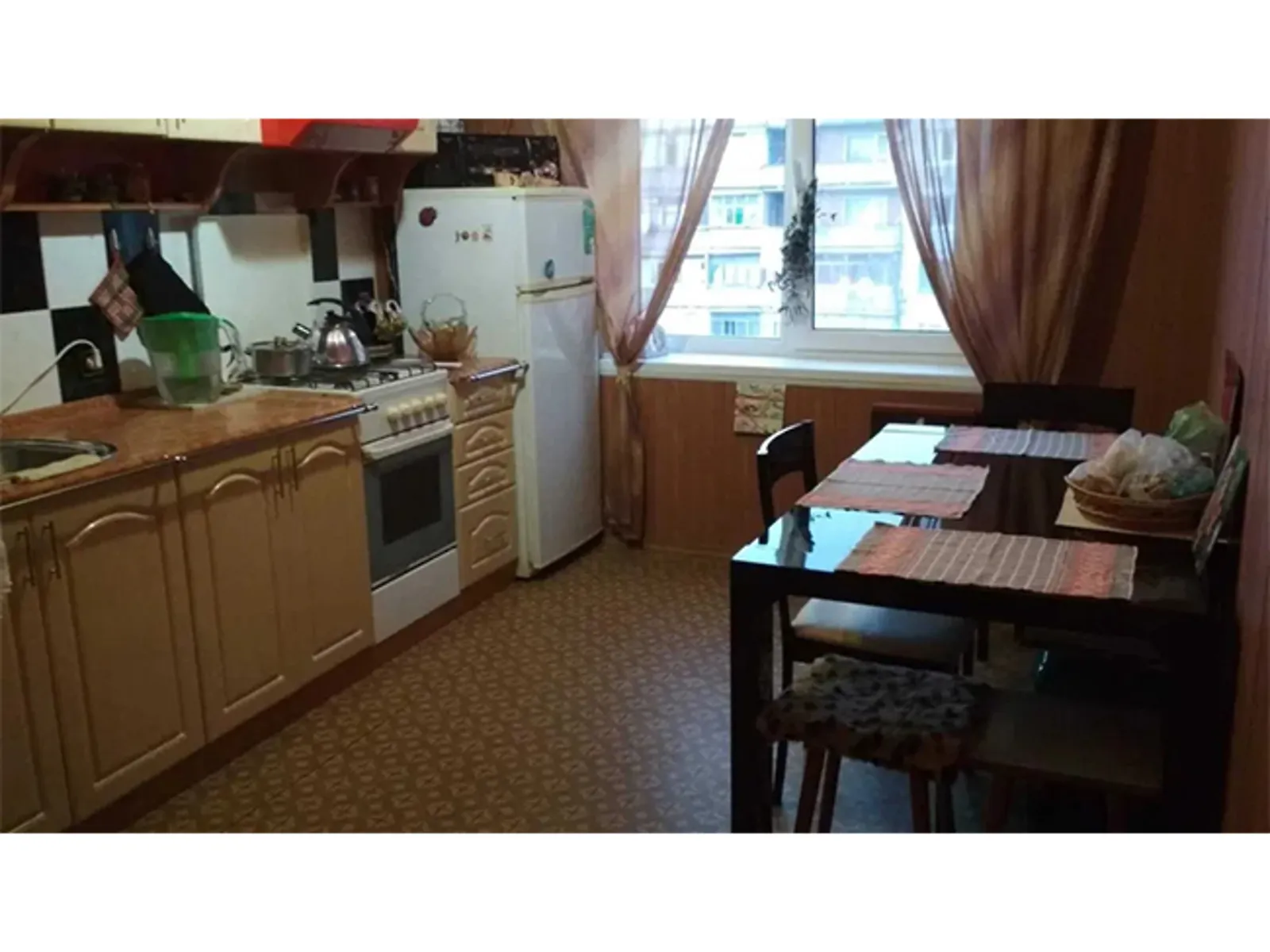 Продається 2-кімнатна квартира 50.6 кв. м у Краматорську, цена: 19999 $
