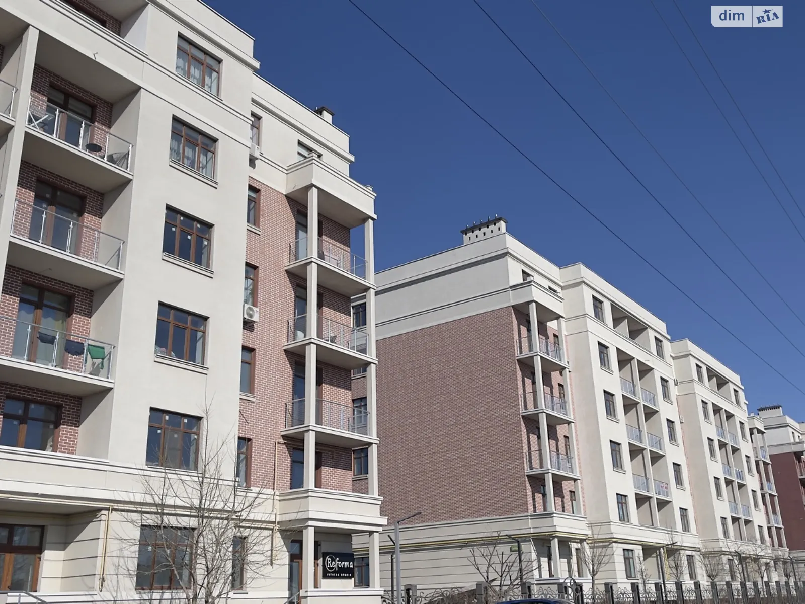 Продается офис 160 кв. м в бизнес-центре, цена: 250000 $ - фото 1