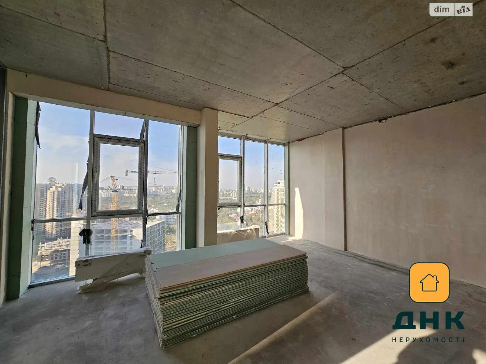 Продается 2-комнатная квартира 78 кв. м в Одессе, бул. Французский, 60Г - фото 1