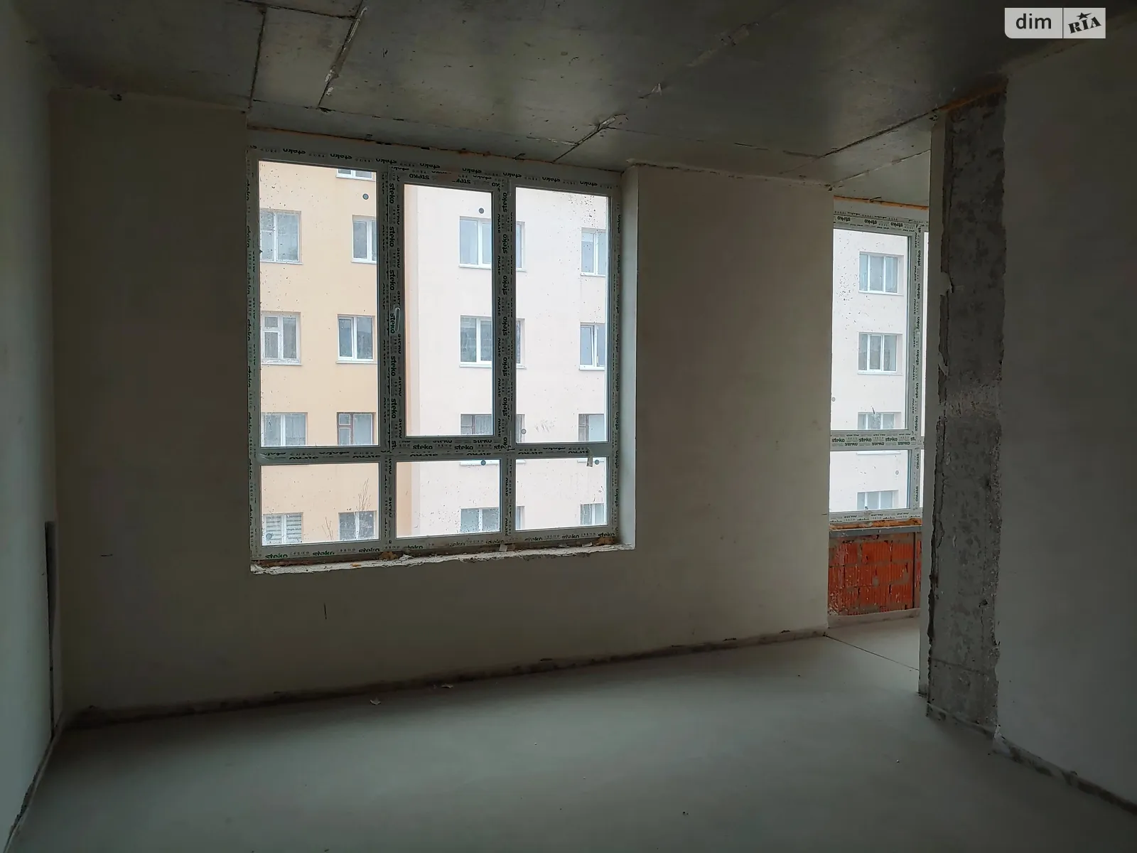 Продается 2-комнатная квартира 57 кв. м в Ровно - фото 1