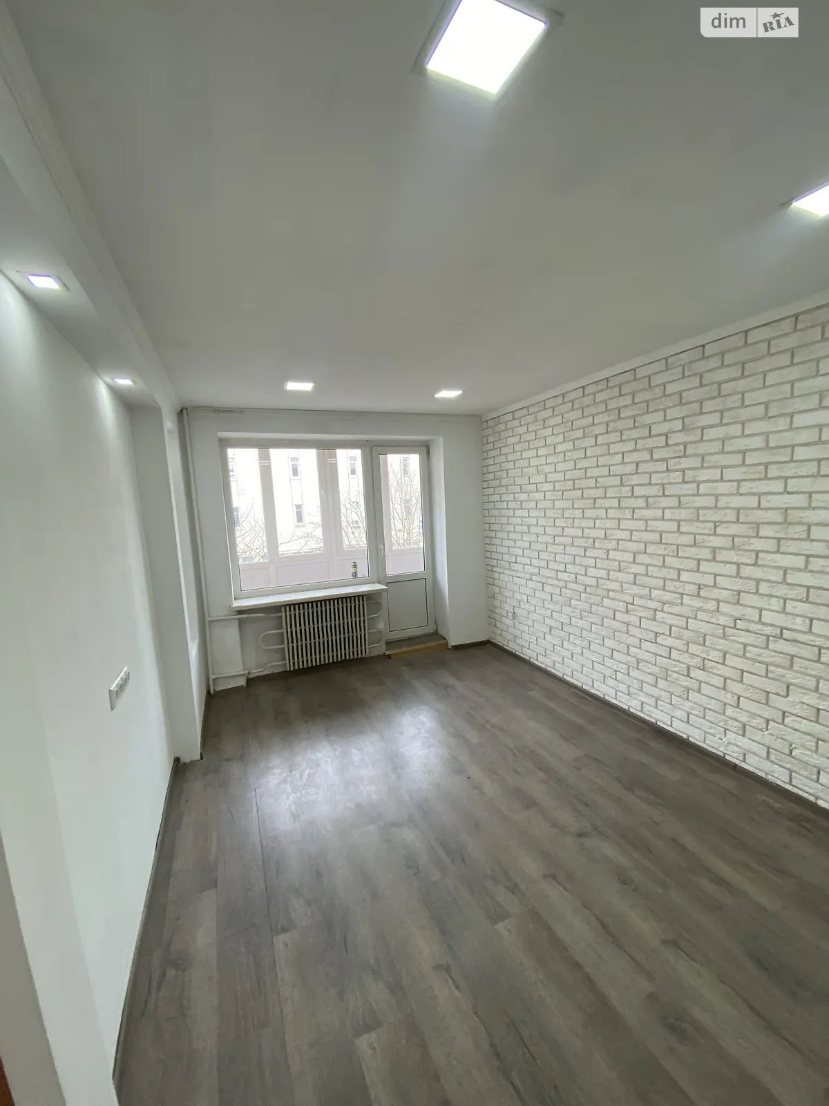 Продается 2-комнатная квартира 48.2 кв. м в Ивано-Франковске, цена: 41900 $