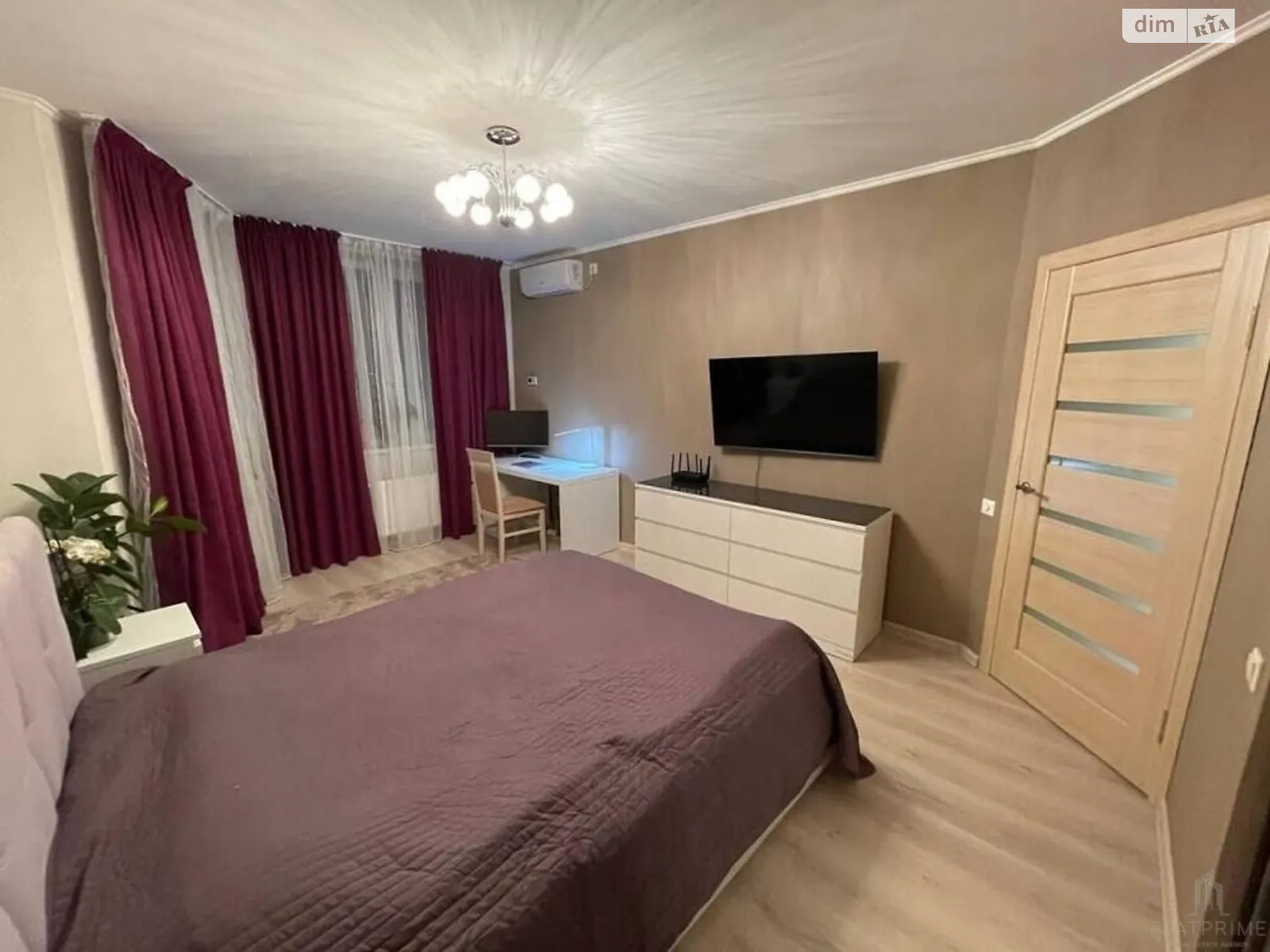 Продается 1-комнатная квартира 45 кв. м в Софиевской Борщаговке, ул. Зелёная, 1 - фото 1