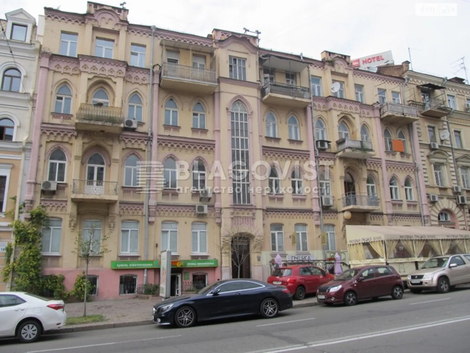 Продается 2-комнатная квартира 69.7 кв. м в Киеве, ул. Симона Петлюры, 12 - фото 1