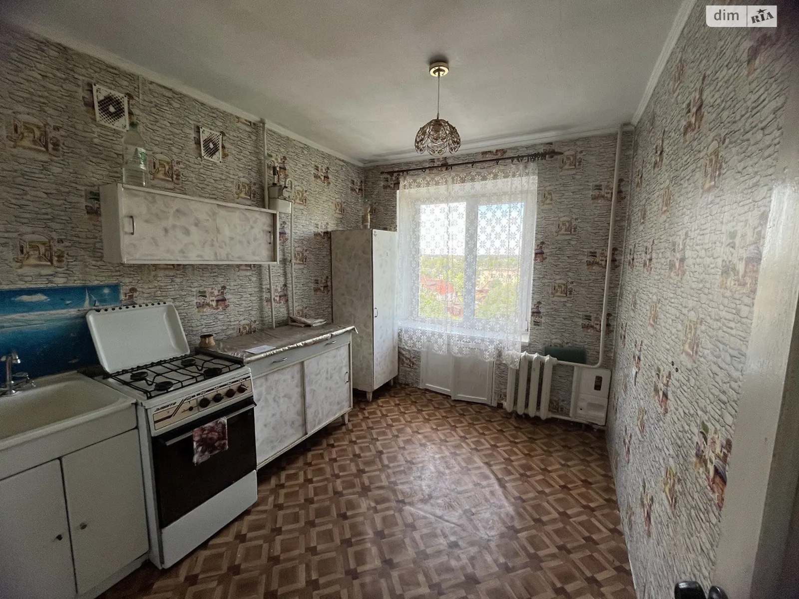 Продается 3-комнатная квартира 63.5 кв. м в Шепетовке, цена: 27900 $