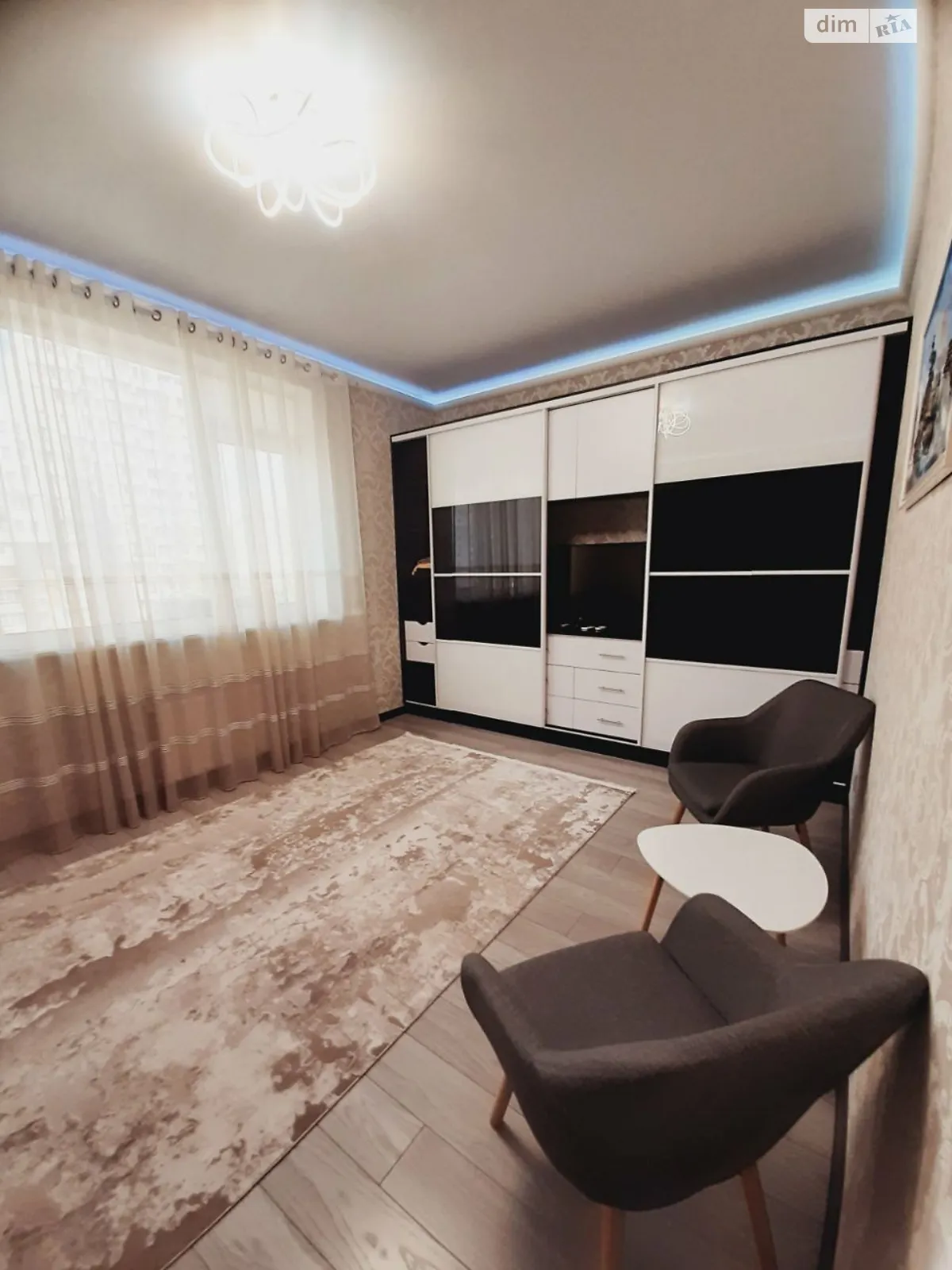 Сдается в аренду 2-комнатная квартира 64 кв. м в Крыжановка - фото 3