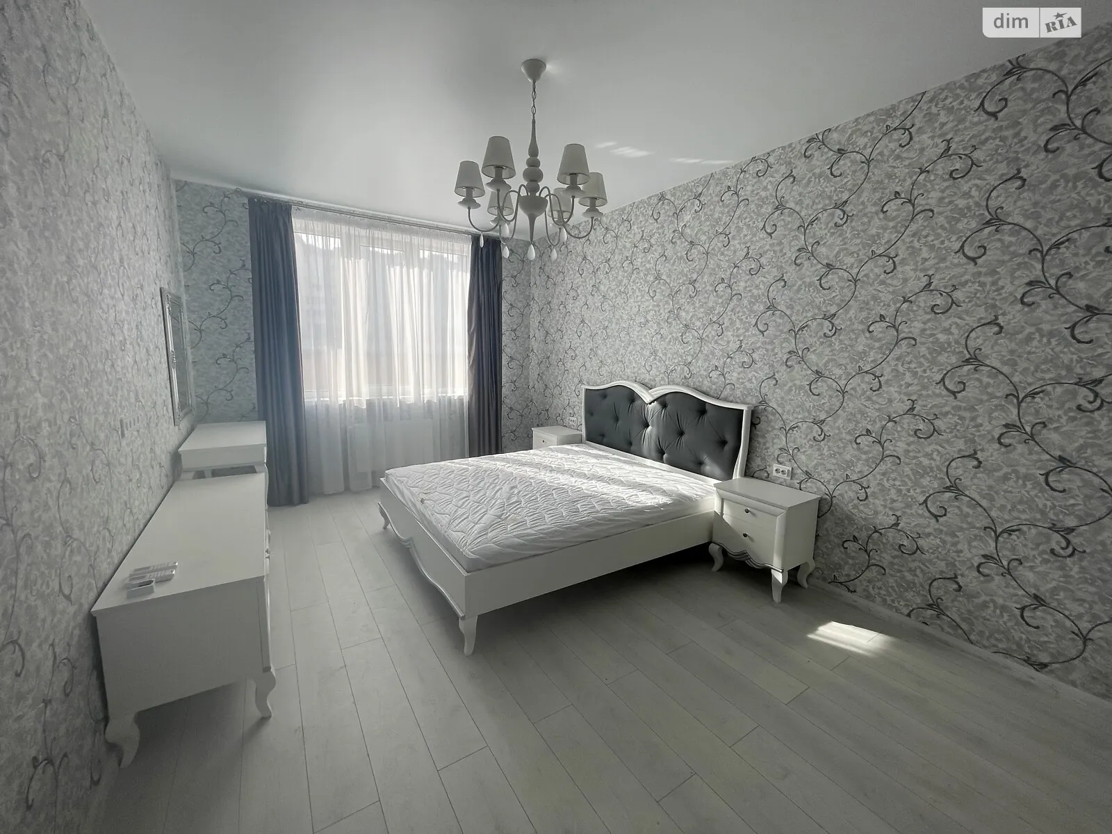 Продается 1-комнатная квартира 45 кв. м в Одессе, ул. Канатная