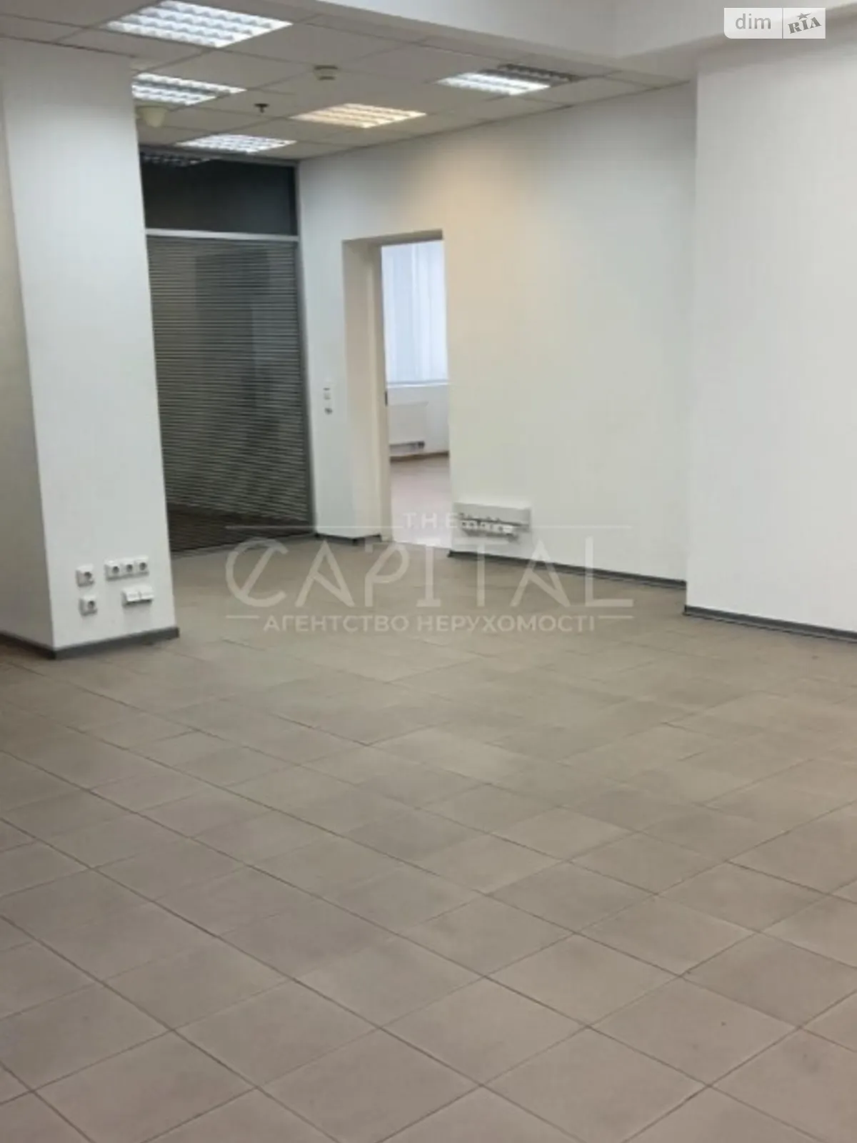 Сдается в аренду офис 286 кв. м в бизнес-центре, цена: 5720 $ - фото 1