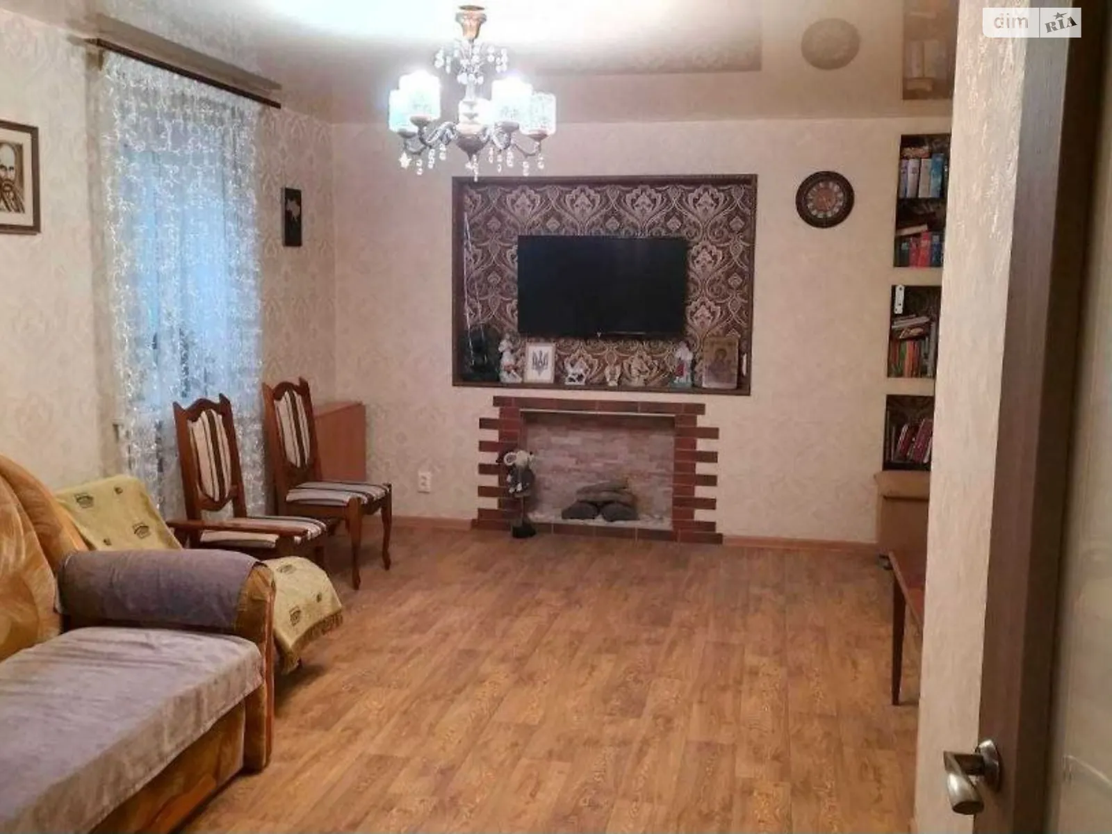 Продається будинок 3 поверховий 133 кв. м з бесідкою, цена: 88000 $