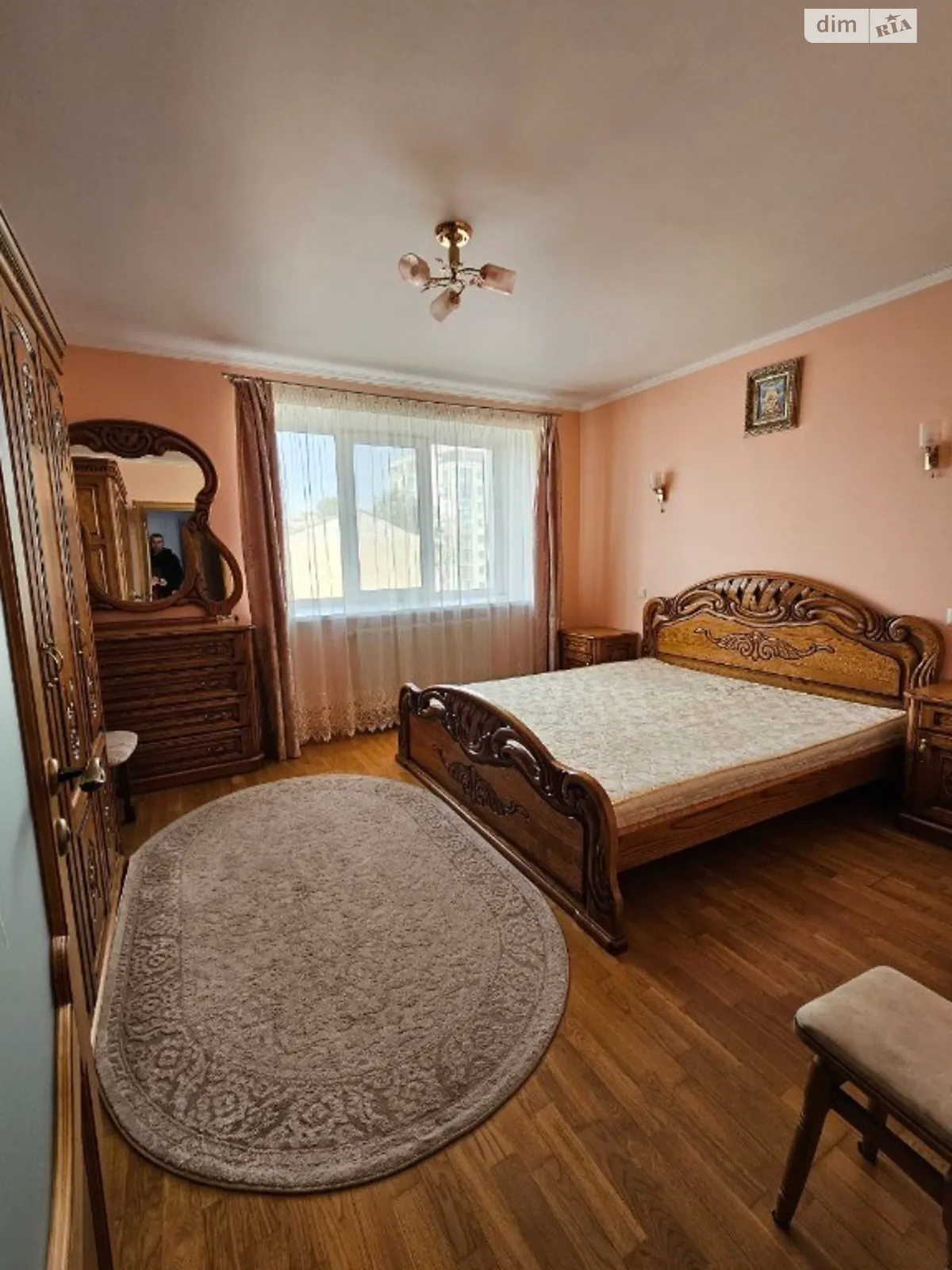 Продается 2-комнатная квартира 70.2 кв. м в Ивано-Франковске, ул. Лемкивска